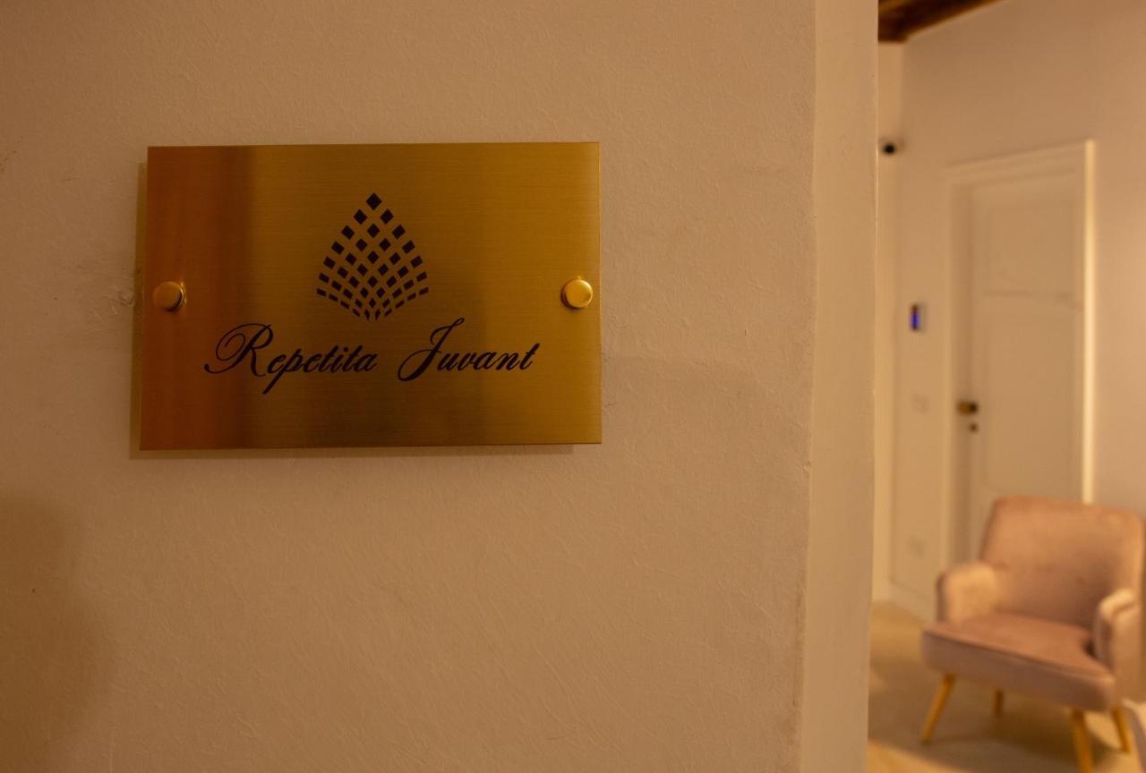 Repetita Juvant Roma Eksteriør bilde